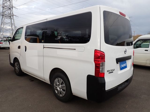 Nissan NV350 Caravan 2019-11 15623-2