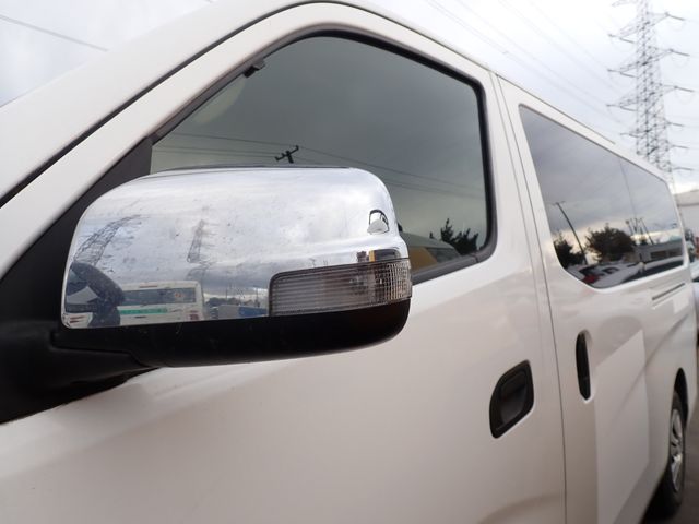 Nissan NV350 Caravan 2019-11 15623-3