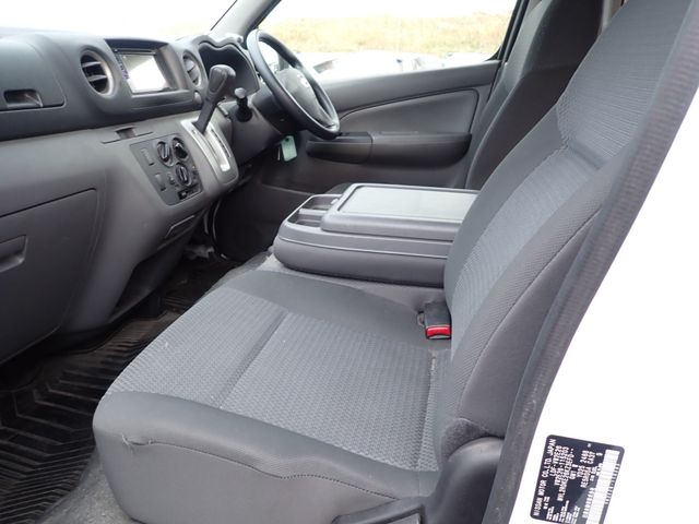 Nissan NV350 Caravan 2019-11 15623-21