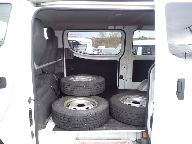 Nissan NV350 Caravan 2019-11 15623-22