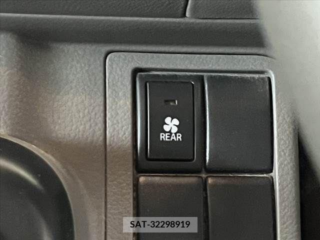 Suzuki EVERY 2015-07 327742-16