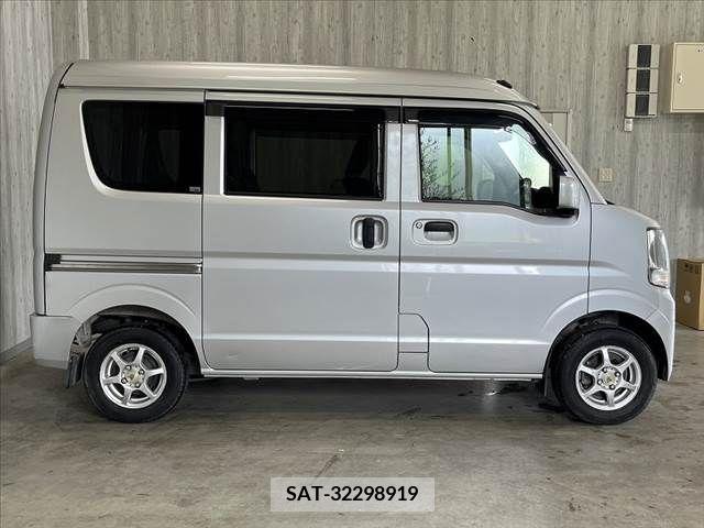 Suzuki EVERY 2015-07 327742-9