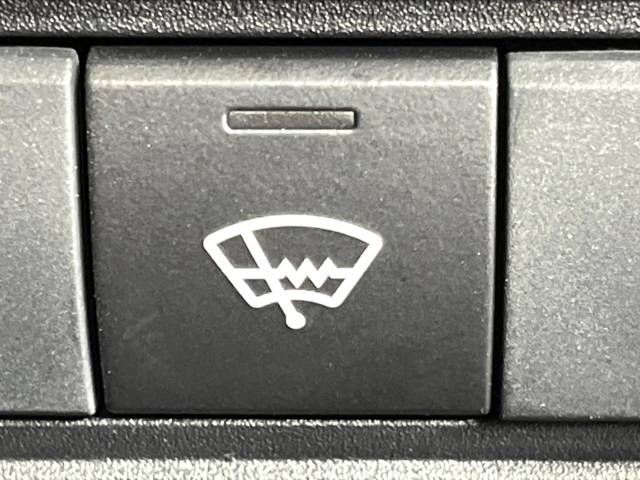 Toyota YARIS CROSS 2023-04 194942-3