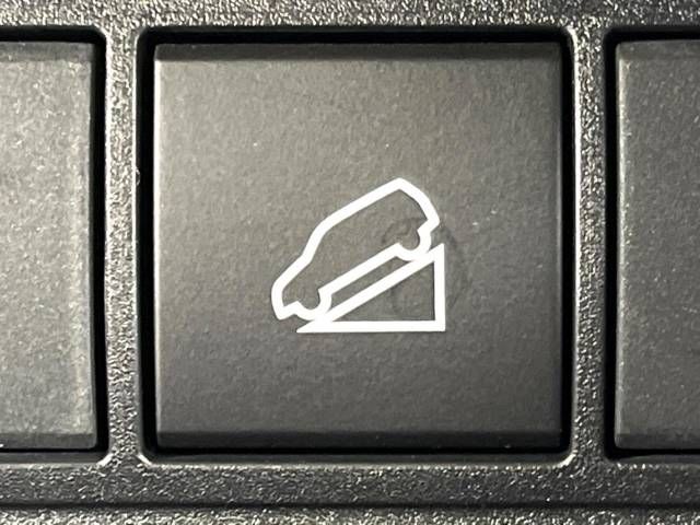 Toyota YARIS CROSS 2023-04 194942-6