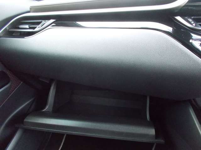 Toyota C-HR 2018-02 7097-5