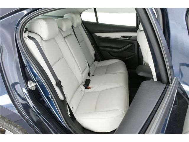 Mazda MAZDA3 2021-01 181646-10