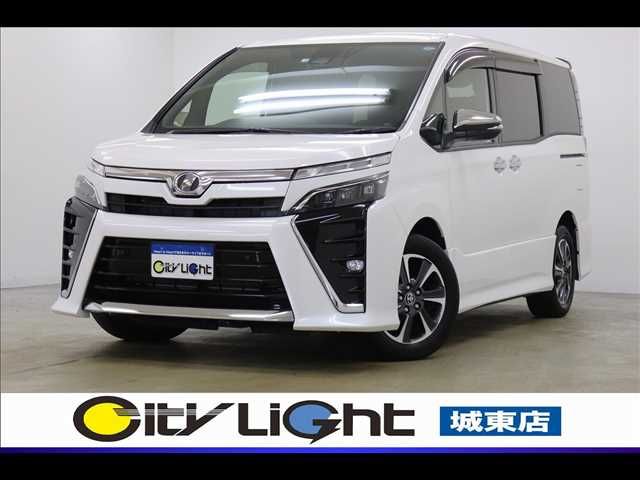 Toyota VOXY 2019-03 9211-0