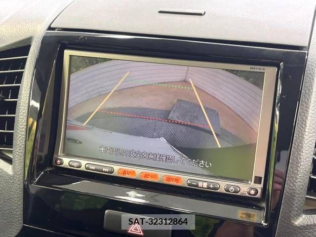 Nissan ROOX 2011-06 388464-3