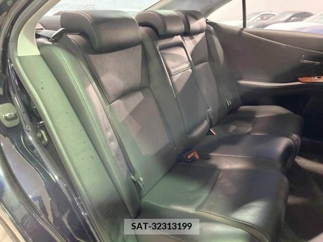 Lexus HS 2010-07 275376-10