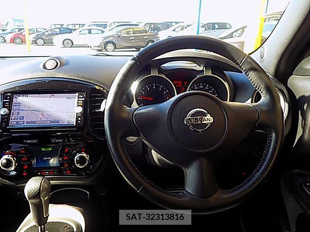 Nissan JUKE 2015-08 212797-1