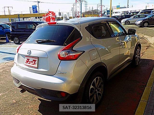 Nissan JUKE 2015-08 212797-2