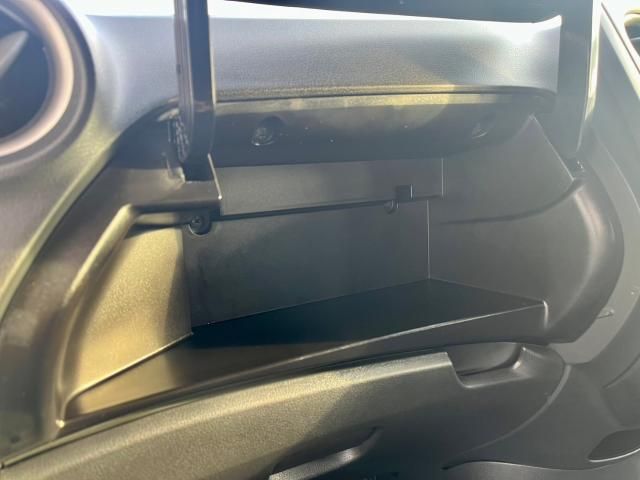 Nissan NOTE 2018-06 195586-24