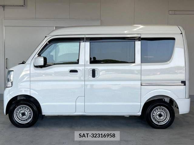 Suzuki EVERY 2018-11 301609-19