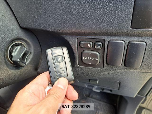Toyota BB 2008-09 356768-4