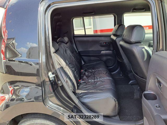 Toyota BB 2008-09 356768-13