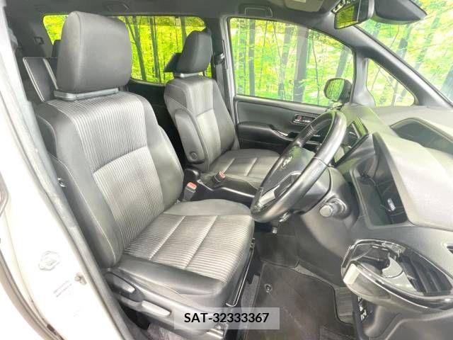 Toyota VOXY 2020-07 336264-8