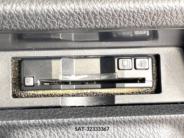 Toyota VOXY 2020-07 336264-7