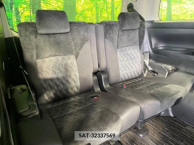 Toyota VELLFIRE 2018-07 340033-10