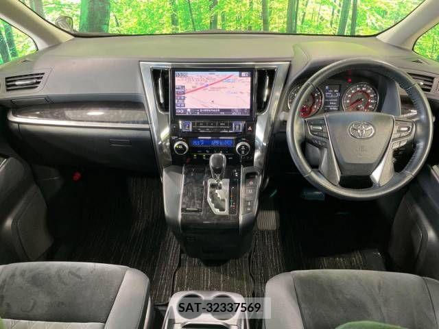 Toyota VELLFIRE 2018-07 340033-1