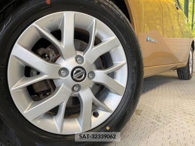 Nissan NOTE 2019-03 384384-13