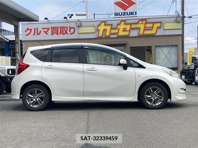Nissan NOTE 2013-06 392893-3