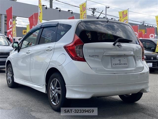 Nissan NOTE 2013-06 392893-6
