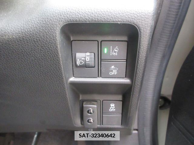 Honda N-VAN 2019-06 339777-21