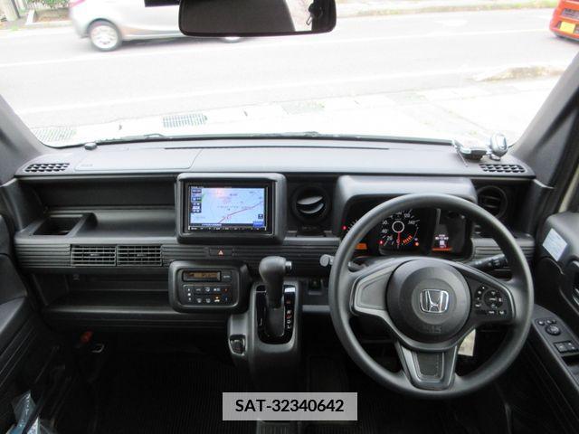 Honda N-VAN 2019-06 339777-14