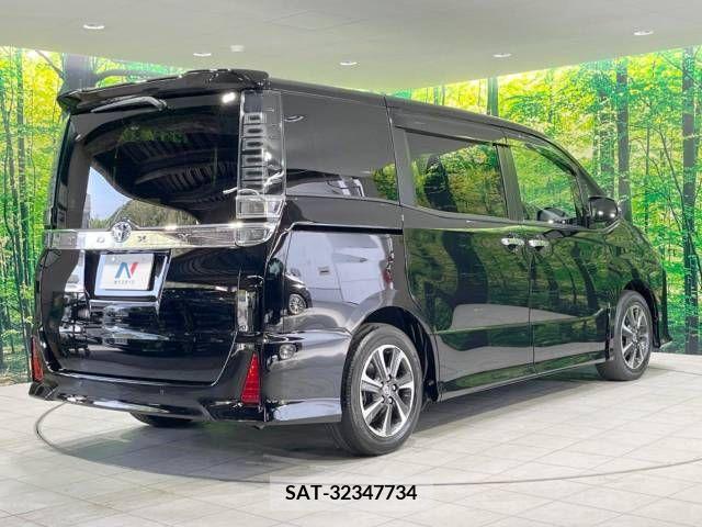 Toyota VOXY 2020-02 289059-18