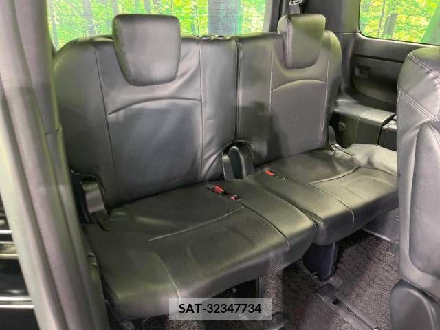 Toyota VOXY 2020-02 289059-10
