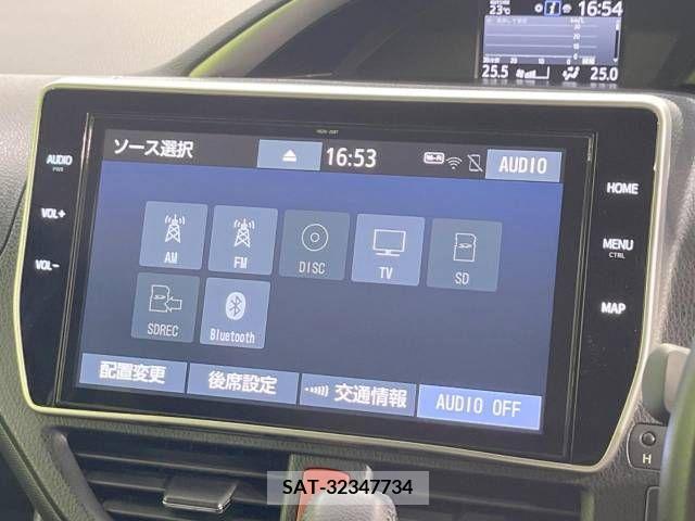 Toyota VOXY 2020-02 289059-3