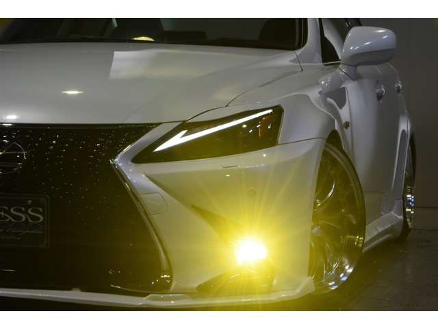 Lexus IS 2008-05 5229-14