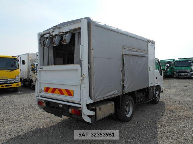 Mazda TITAN 2012-03 203476-4