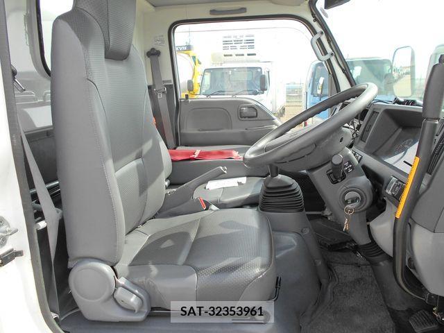 Mazda TITAN 2012-03 203476-16