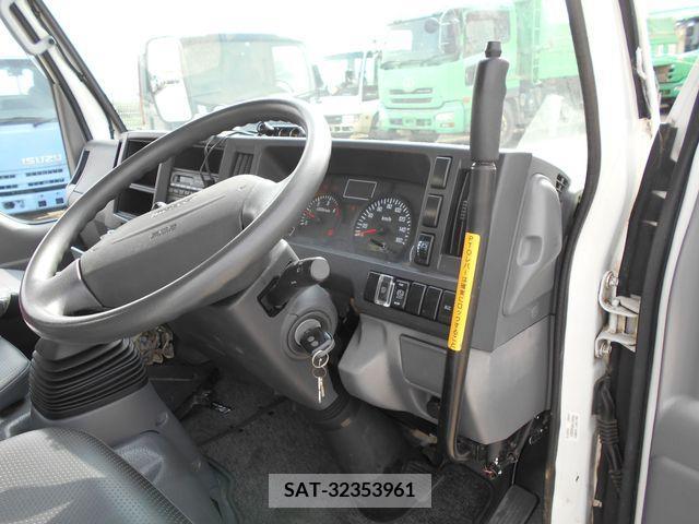 Mazda TITAN 2012-03 203476-17
