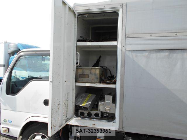 Mazda TITAN 2012-03 203476-9