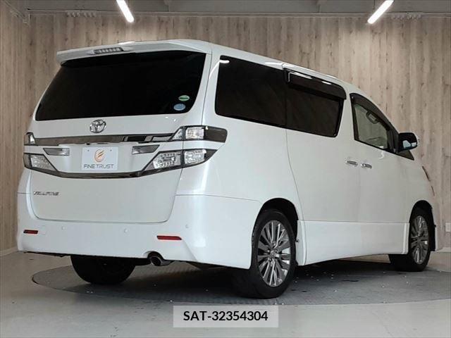 Toyota VELLFIRE 2012-10 339621-21