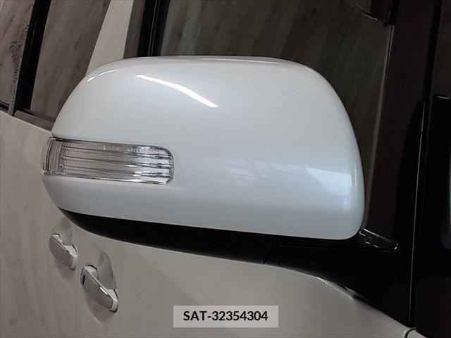 Toyota VELLFIRE 2012-10 339621-29