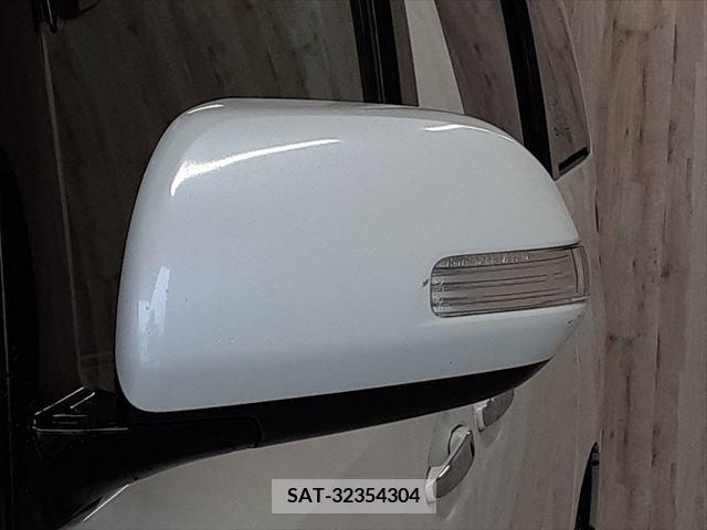 Toyota VELLFIRE 2012-10 339621-28