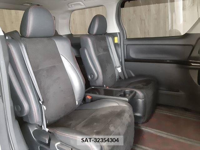 Toyota VELLFIRE 2012-10 339621-10