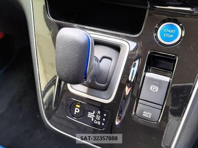 Nissan SERENA 2021-06 256464-14