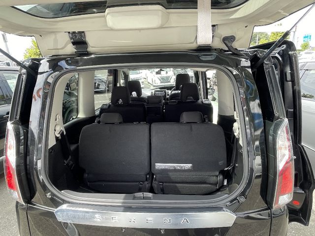 Nissan SERENA 2018-06 18375-10