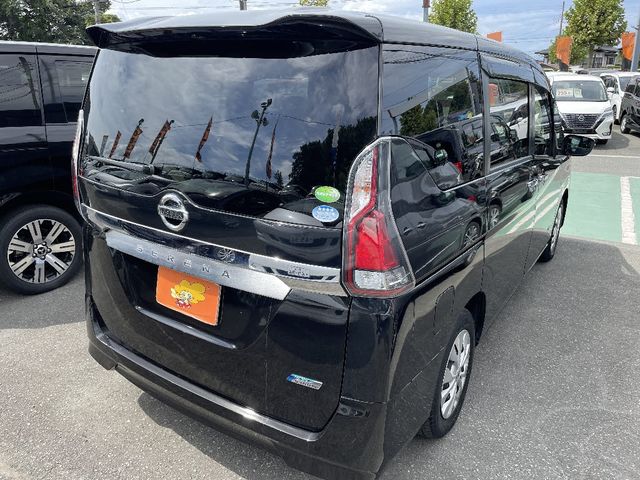 Nissan SERENA 2018-06 18375-2