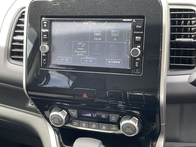 Nissan SERENA 2018-06 18375-13
