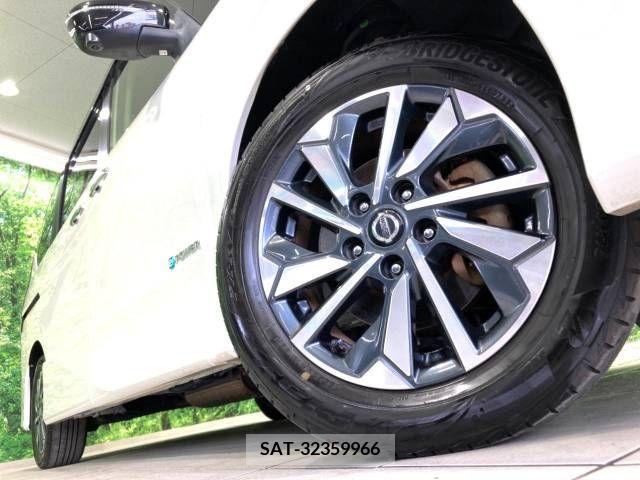 Nissan SERENA 2019-09 325048-13