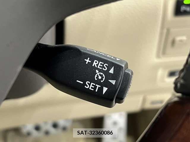 Lexus LS 2012-12 276628-17