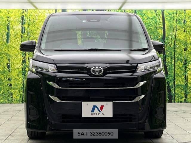 Toyota NOAH 2023-04 204538-14