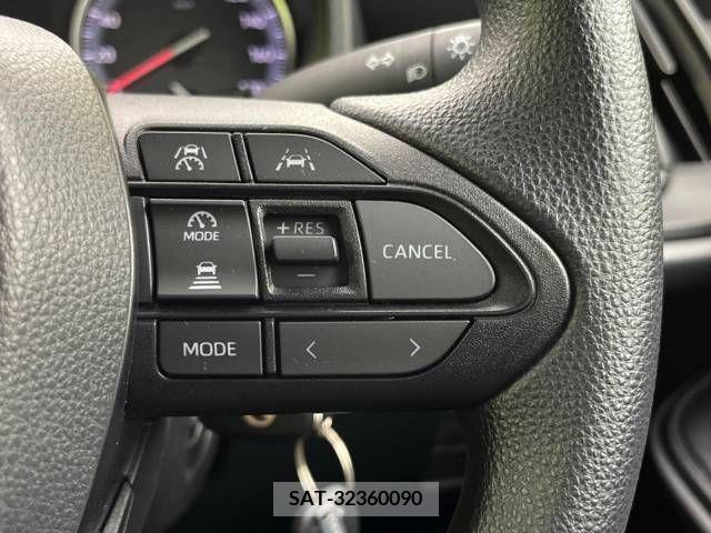 Toyota NOAH 2023-04 204538-5