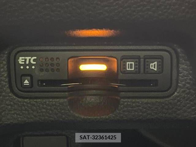 Honda N BOX CUSTOM 2018-08 338817-6