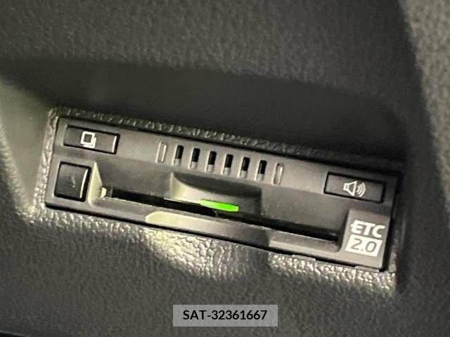 Toyota PRIUS 2022-04 332207-7